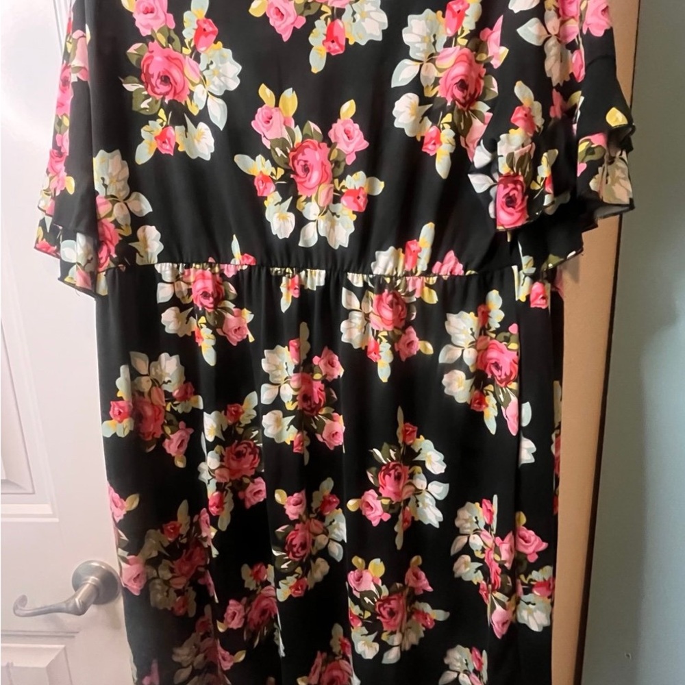 Stylish Black and Pink Floral Dress plus size 2X